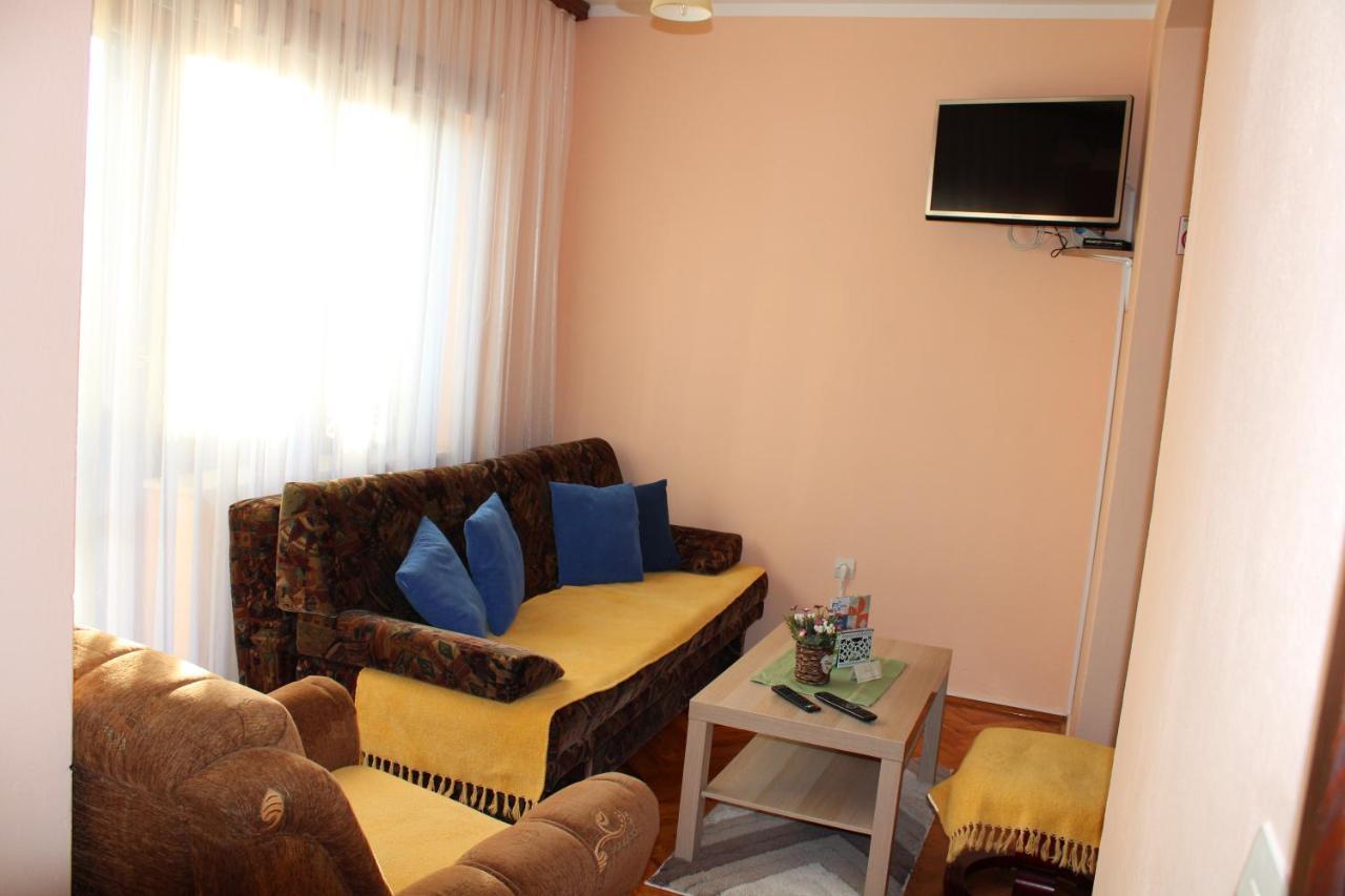Studio Apartment Ivona&Tin Slunj Exterior foto